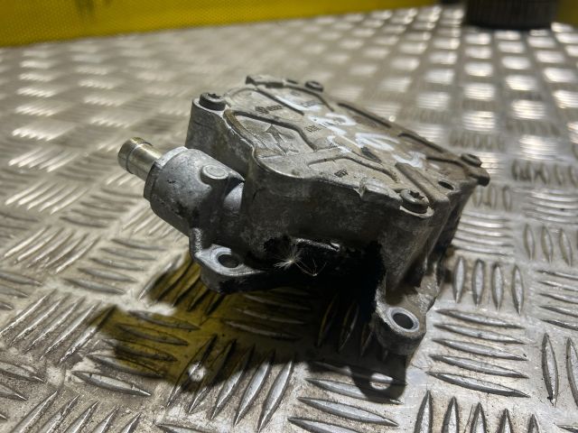 bontott VW PASSAT B6 Vákumpumpa