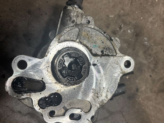 bontott VW PASSAT B6 Vákumpumpa