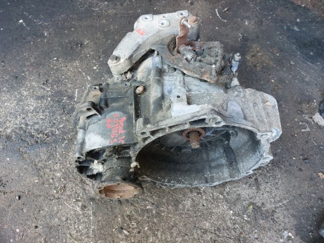 bontott VW PASSAT B6 Váltó (Mechanikus)
