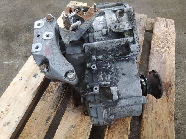 bontott VW PASSAT B6 Váltó (Mechanikus)