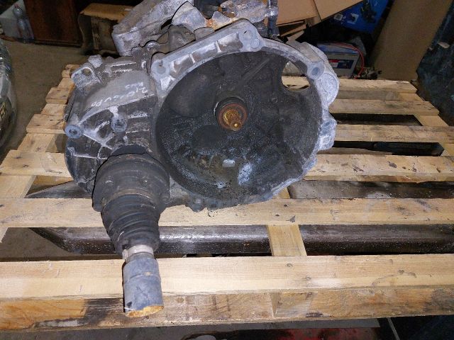 bontott VW PASSAT B6 Váltó (Mechanikus)