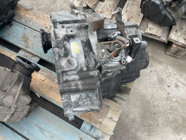 bontott VW PASSAT B6 Váltó (Mechanikus)