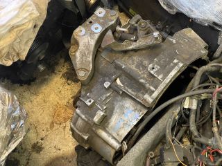 bontott VW PASSAT B6 Váltó (Mechanikus)