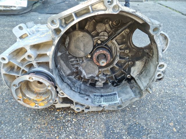 bontott VW PASSAT B6 Váltó (Mechanikus)