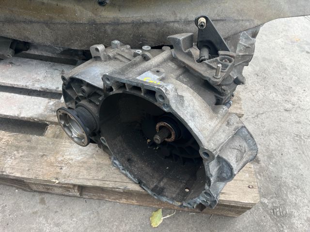 bontott VW PASSAT B6 Váltó (Mechanikus)