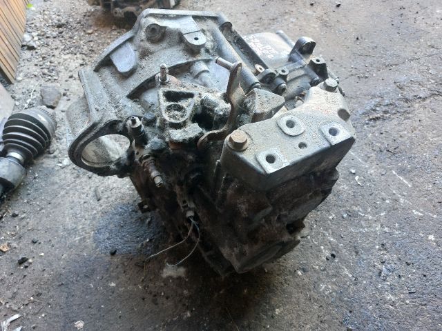 bontott VW PASSAT B6 Váltó (Mechanikus)