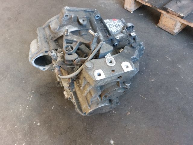 bontott VW PASSAT B6 Váltó (Mechanikus)