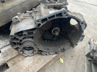 bontott VW PASSAT B6 Váltó (Mechanikus)