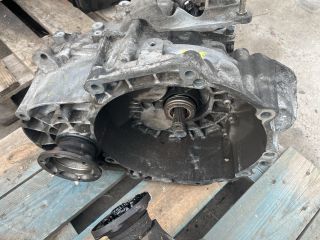 bontott VW PASSAT B6 Váltó (Mechanikus)