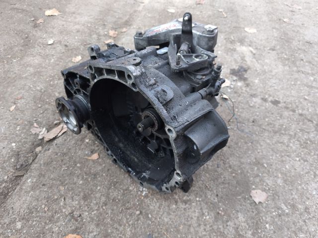 bontott VW PASSAT B6 Váltó (Mechanikus)