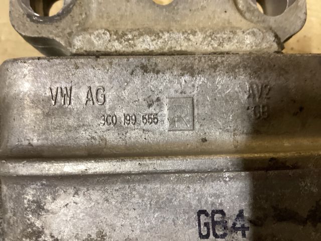 bontott VW PASSAT B6 Váltó Tartó Bak (Pozíciófüggetlen)