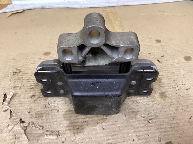 bontott VW PASSAT B6 Váltó Tartó Bak (Pozíciófüggetlen)