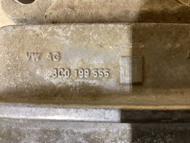 bontott VW PASSAT B6 Váltó Tartó Bak (Pozíciófüggetlen)