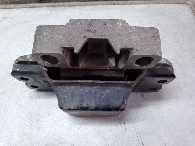 bontott VW PASSAT B6 Váltó Tartó Bak (Pozíciófüggetlen)