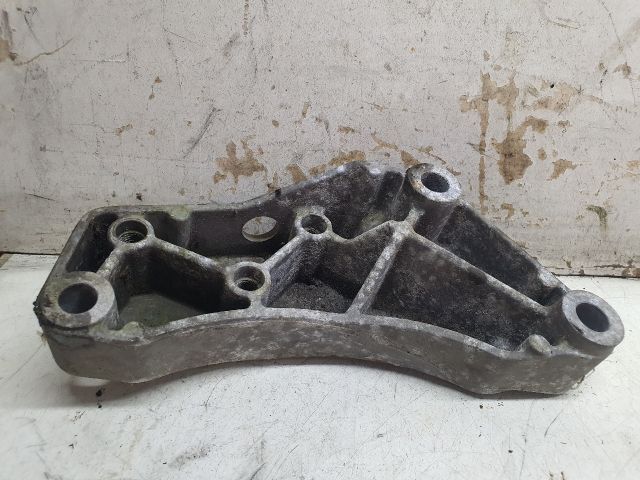 bontott VW PASSAT B6 Váltó Tartó Bak (Pozíciófüggetlen)