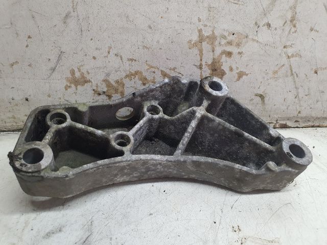 bontott VW PASSAT B6 Váltó Tartó Bak (Pozíciófüggetlen)