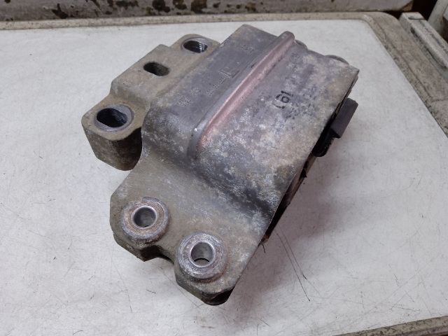 bontott VW PASSAT B6 Váltó Tartó Bak (Pozíciófüggetlen)