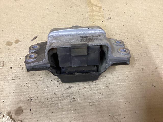 bontott VW PASSAT B6 Váltó Tartó Bak (Pozíciófüggetlen)