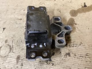 bontott VW PASSAT B6 Váltó Tartó Bak (Pozíciófüggetlen)