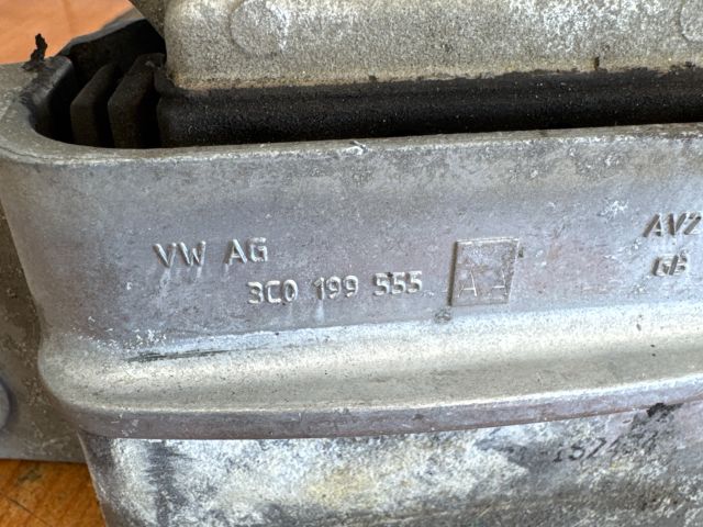 bontott VW PASSAT B6 Váltó Tartó Bak (Pozíciófüggetlen)