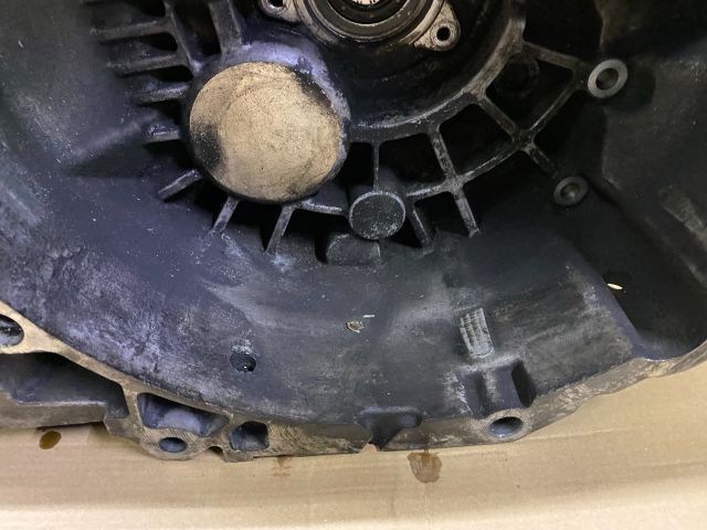 bontott VW PASSAT B6 Váltóház