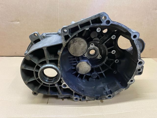 bontott VW PASSAT B6 Váltóház
