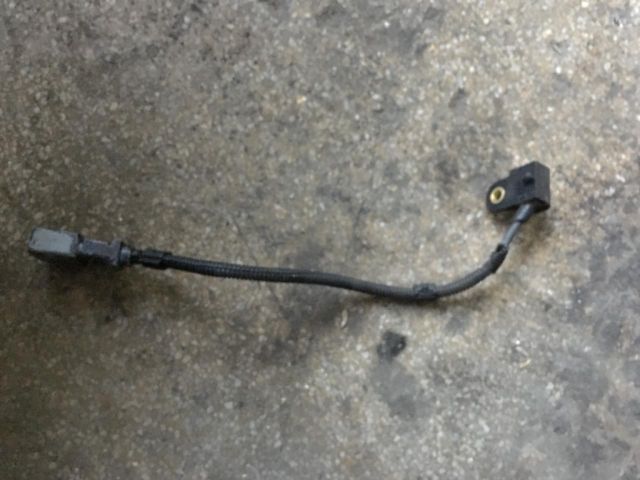 bontott VW PASSAT B6 Vezérműtengely Fordulatszám Jeladó