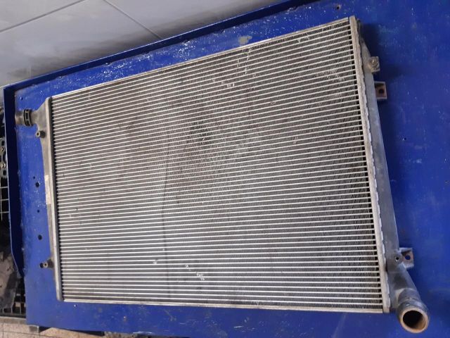 bontott VW PASSAT B6 Vízhűtő Radiátor (Klímás)