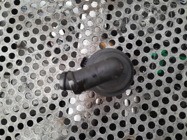 bontott VW PASSAT B6 Vízpumpa