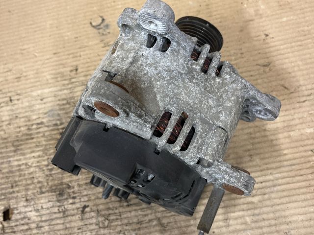 bontott VW PASSAT B6 Generátor