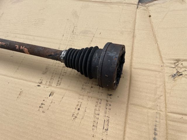 bontott VW PASSAT B6 Jobb hátsó Féltengely