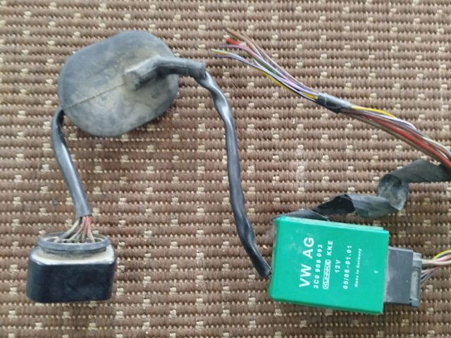 bontott VW PASSAT B6 Üzemanyag Szivattyú Relé