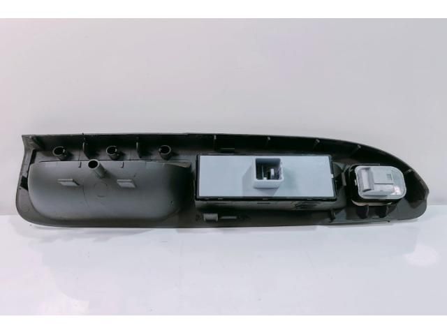 bontott VW PASSAT B6 Ablakemelő és Tükör Kapcsoló