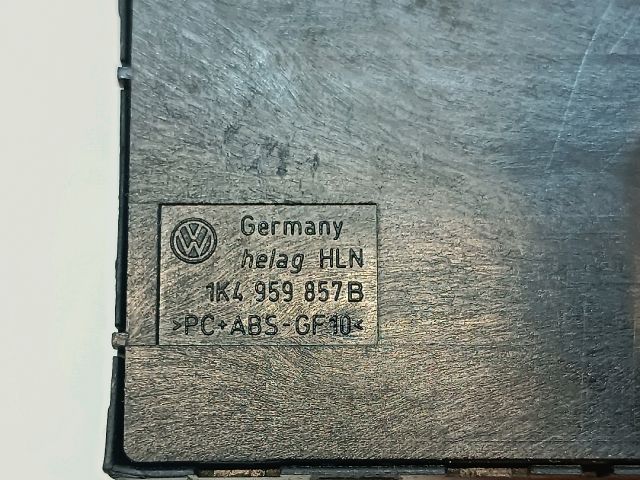 bontott VW PASSAT B6 Ablakemelő Kapcsoló Négyes / Kettes