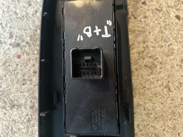 bontott VW PASSAT B6 Ablakemelő Kapcsoló Négyes / Kettes