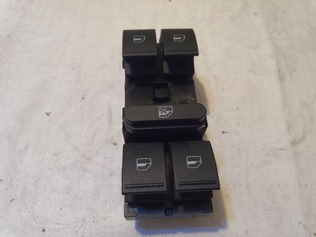 bontott VW PASSAT B6 Ablakemelő Kapcsoló Négyes / Kettes