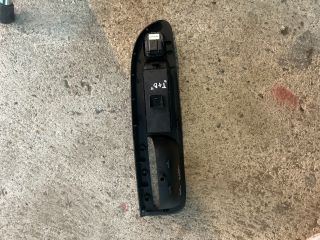 bontott VW PASSAT B6 Ablakemelő Kapcsoló Négyes / Kettes