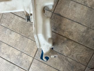 bontott VW PASSAT B6 Ablakmosó Tartály