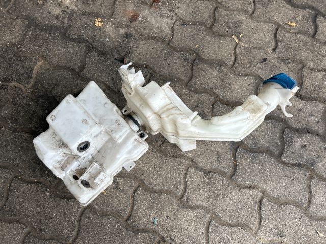 bontott VW PASSAT B6 Ablakmosó Tartály