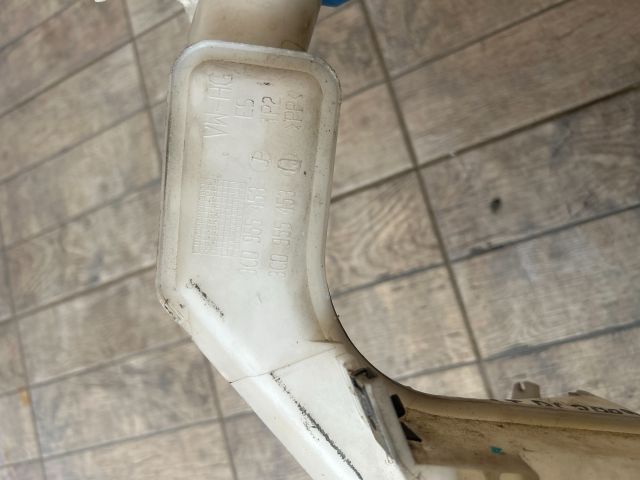 bontott VW PASSAT B6 Ablakmosó Tartály