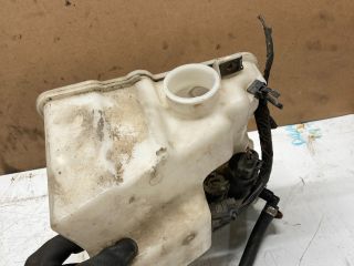 bontott VW PASSAT B6 Ablakmosó Tartály