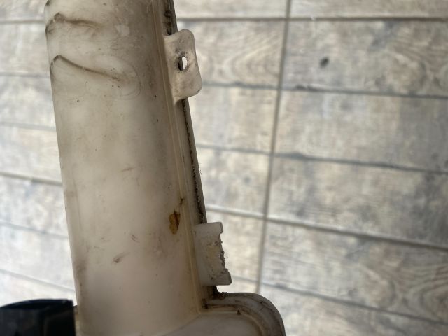 bontott VW PASSAT B6 Ablakmosó Tartály