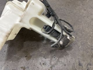 bontott VW PASSAT B6 Ablakmosó Tartály