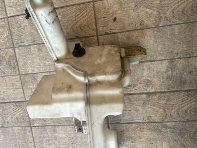 bontott VW PASSAT B6 Ablakmosó Tartály