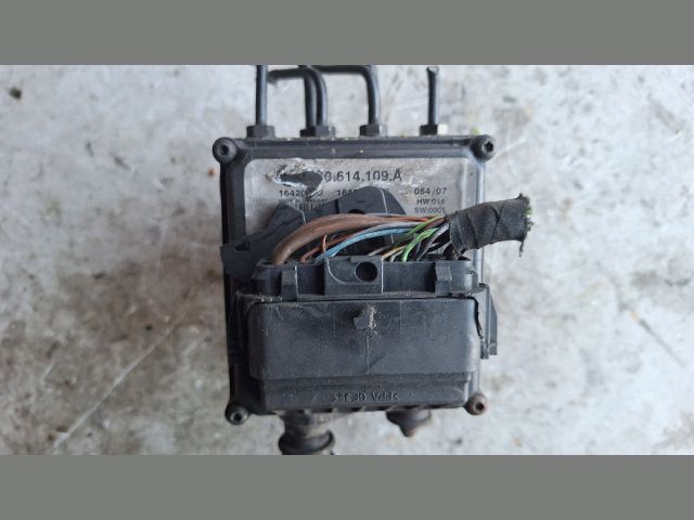 bontott VW PASSAT B6 ABS / ABR / ESP Pumpa