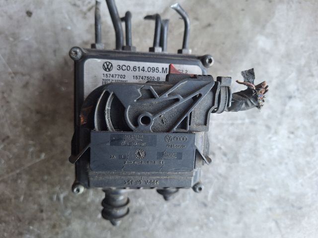 bontott VW PASSAT B6 ABS / ABR / ESP Pumpa