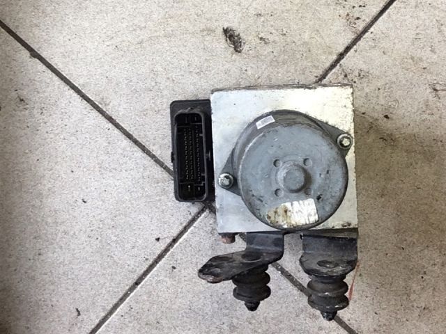 bontott VW PASSAT B6 ABS Kocka