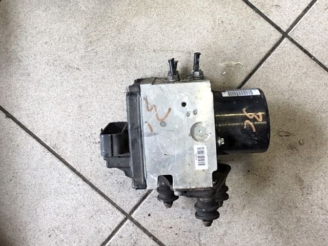 bontott VW PASSAT B6 ABS Kocka