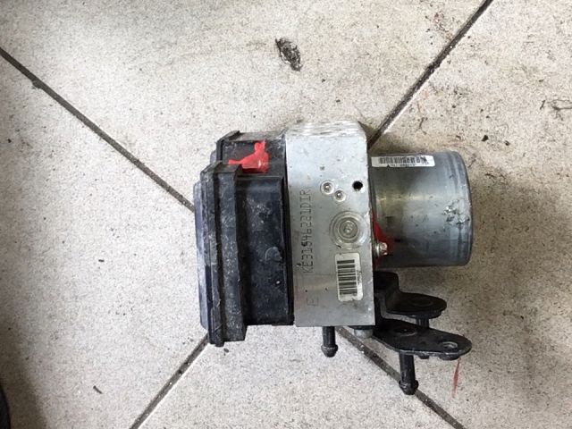 bontott VW PASSAT B6 ABS Kocka