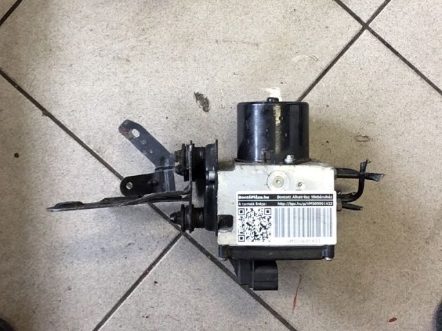 bontott VW PASSAT B6 ABS Kocka